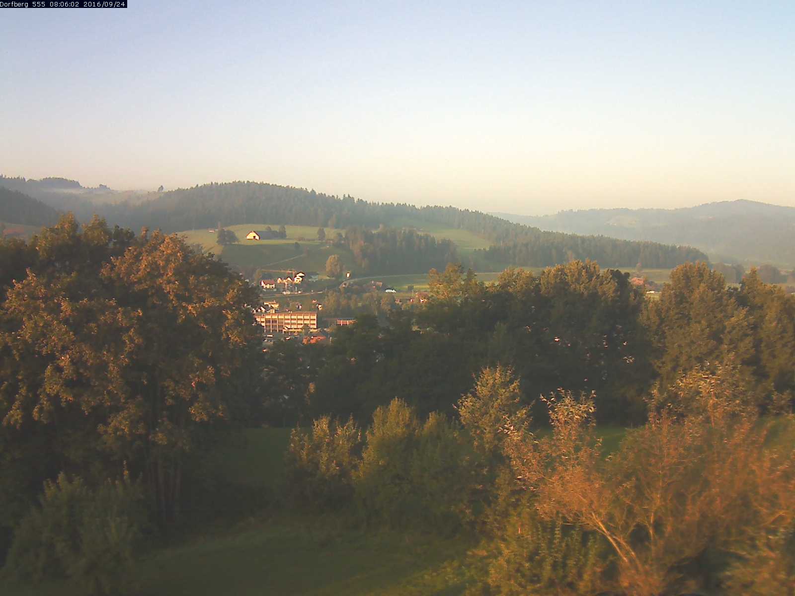 Webcam-Bild: Aussicht vom Dorfberg in Langnau 20160924-080601