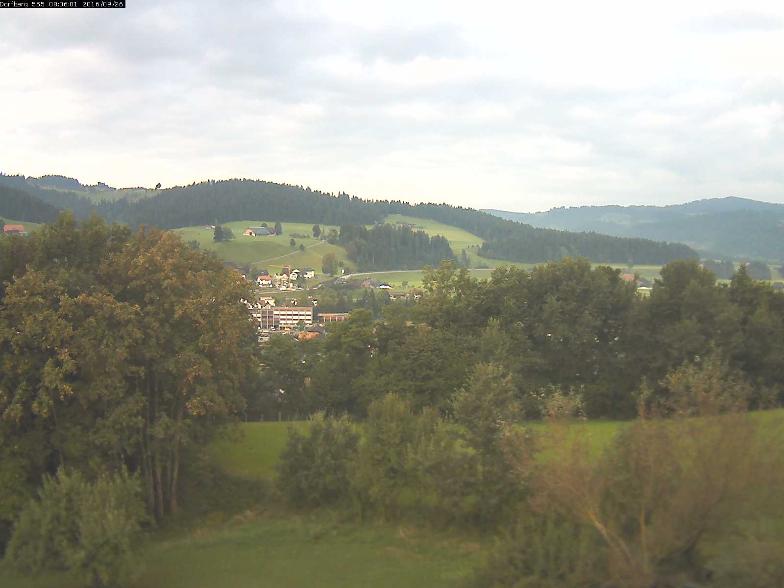 Webcam-Bild: Aussicht vom Dorfberg in Langnau 20160926-080601