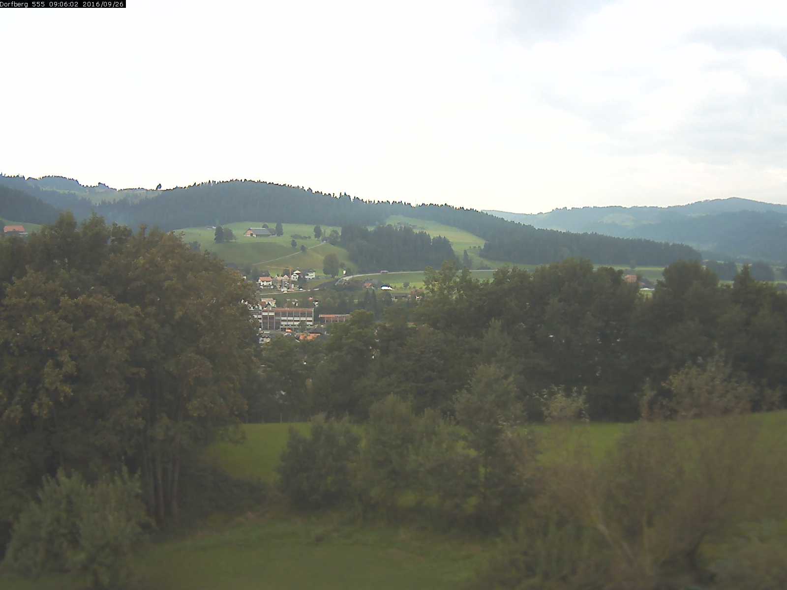 Webcam-Bild: Aussicht vom Dorfberg in Langnau 20160926-090601