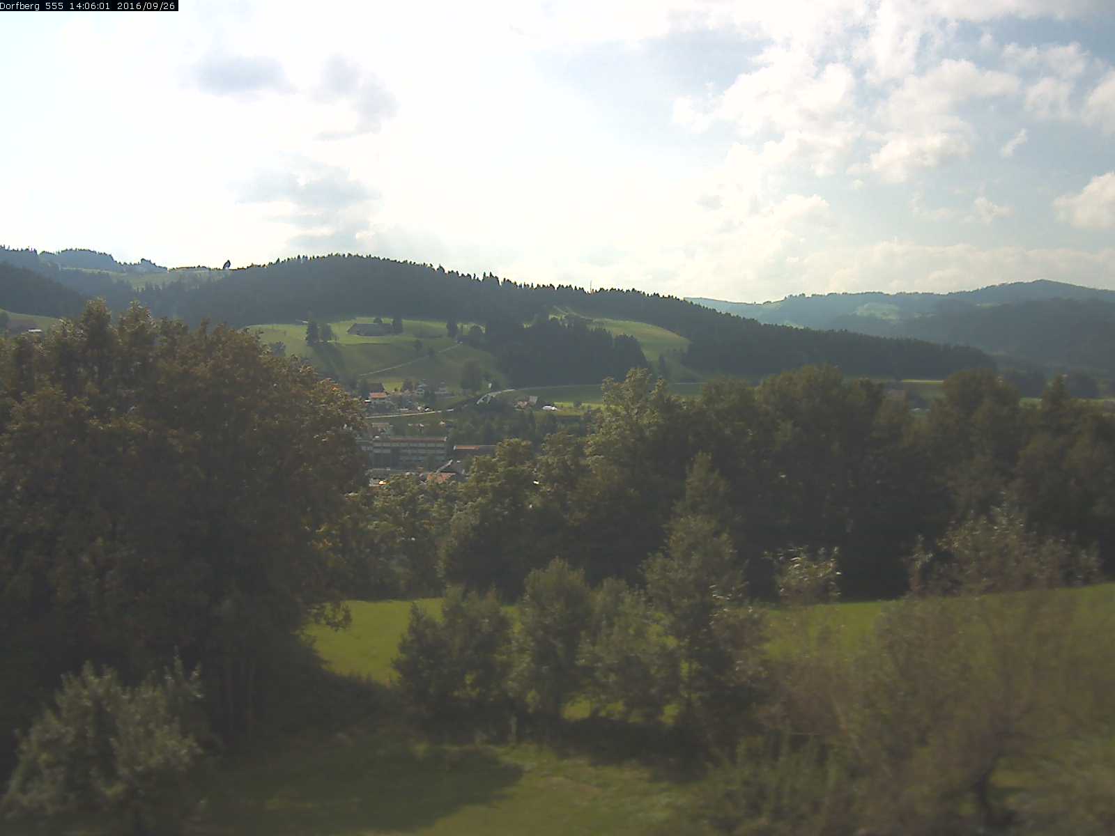 Webcam-Bild: Aussicht vom Dorfberg in Langnau 20160926-140601