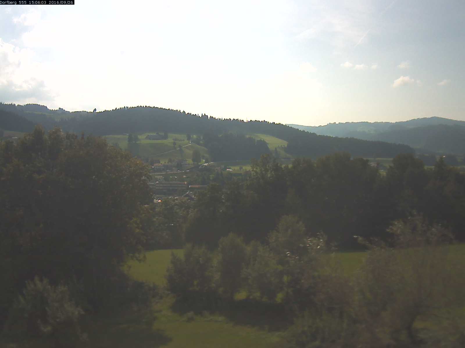 Webcam-Bild: Aussicht vom Dorfberg in Langnau 20160926-150601