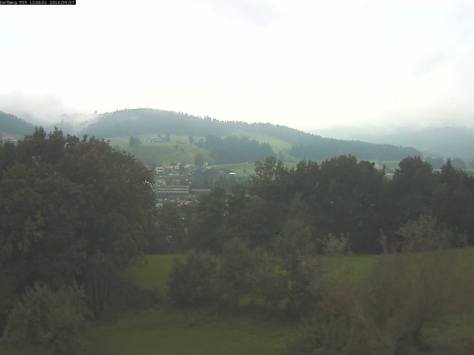 Webcam-Bild: Aussicht vom Dorfberg in Langnau 20160927-120601