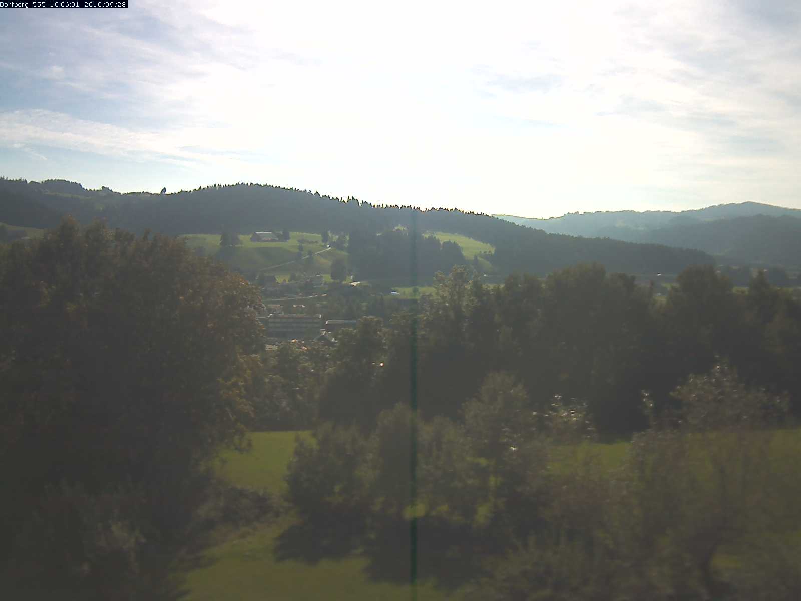 Webcam-Bild: Aussicht vom Dorfberg in Langnau 20160928-160601