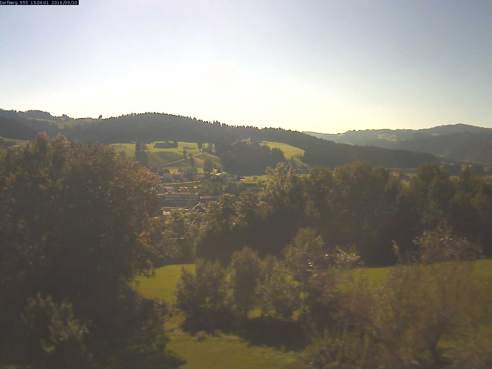 Webcam-Bild: Aussicht vom Dorfberg in Langnau 20160930-150601