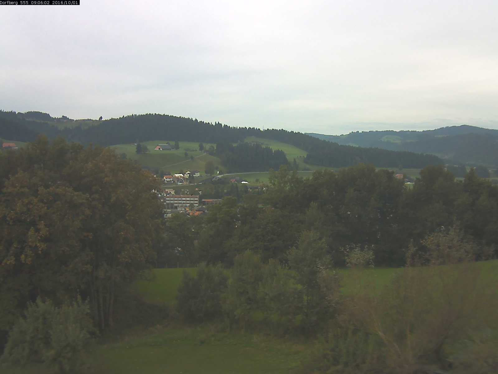 Webcam-Bild: Aussicht vom Dorfberg in Langnau 20161001-090601