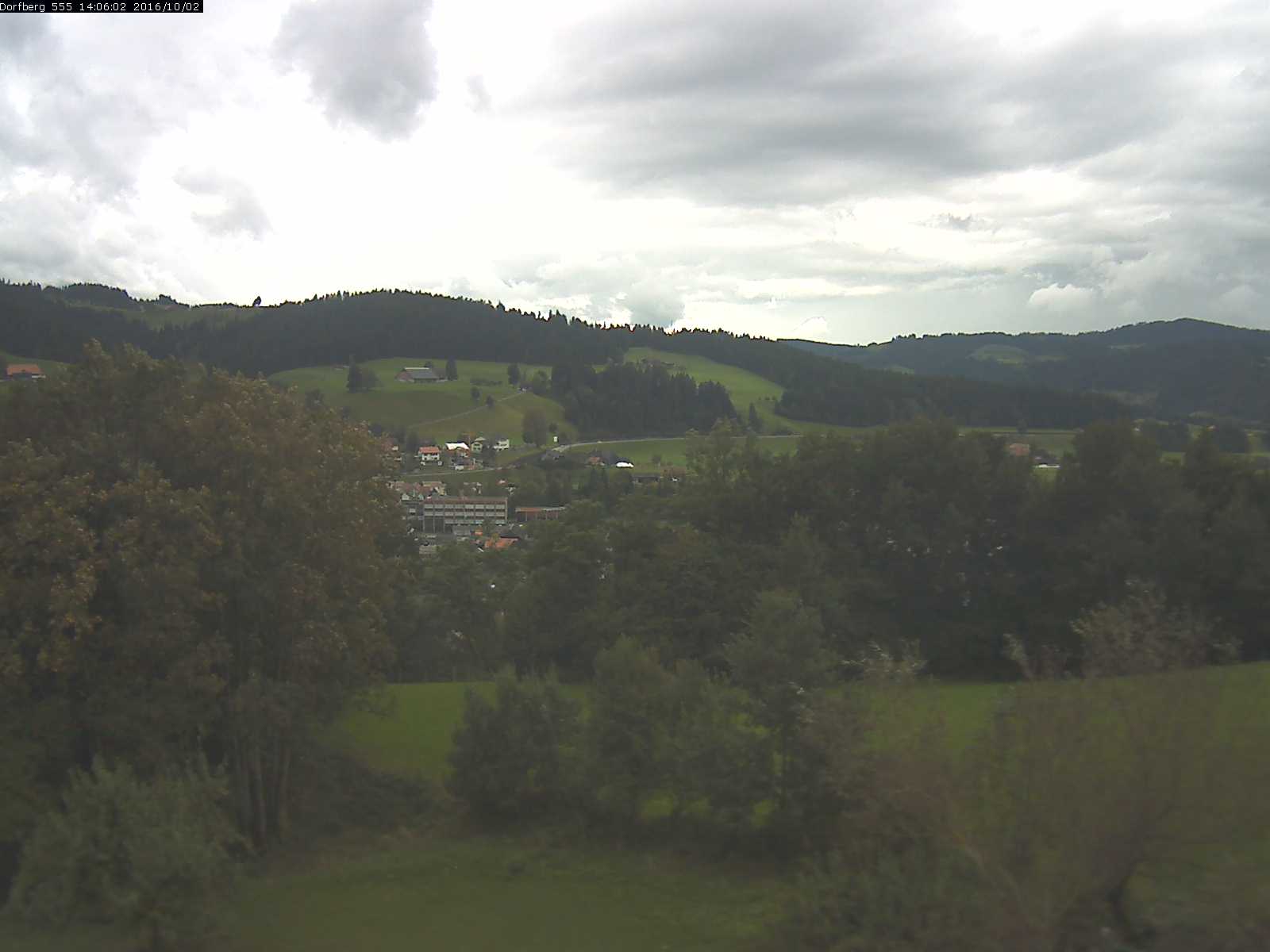 Webcam-Bild: Aussicht vom Dorfberg in Langnau 20161002-140601