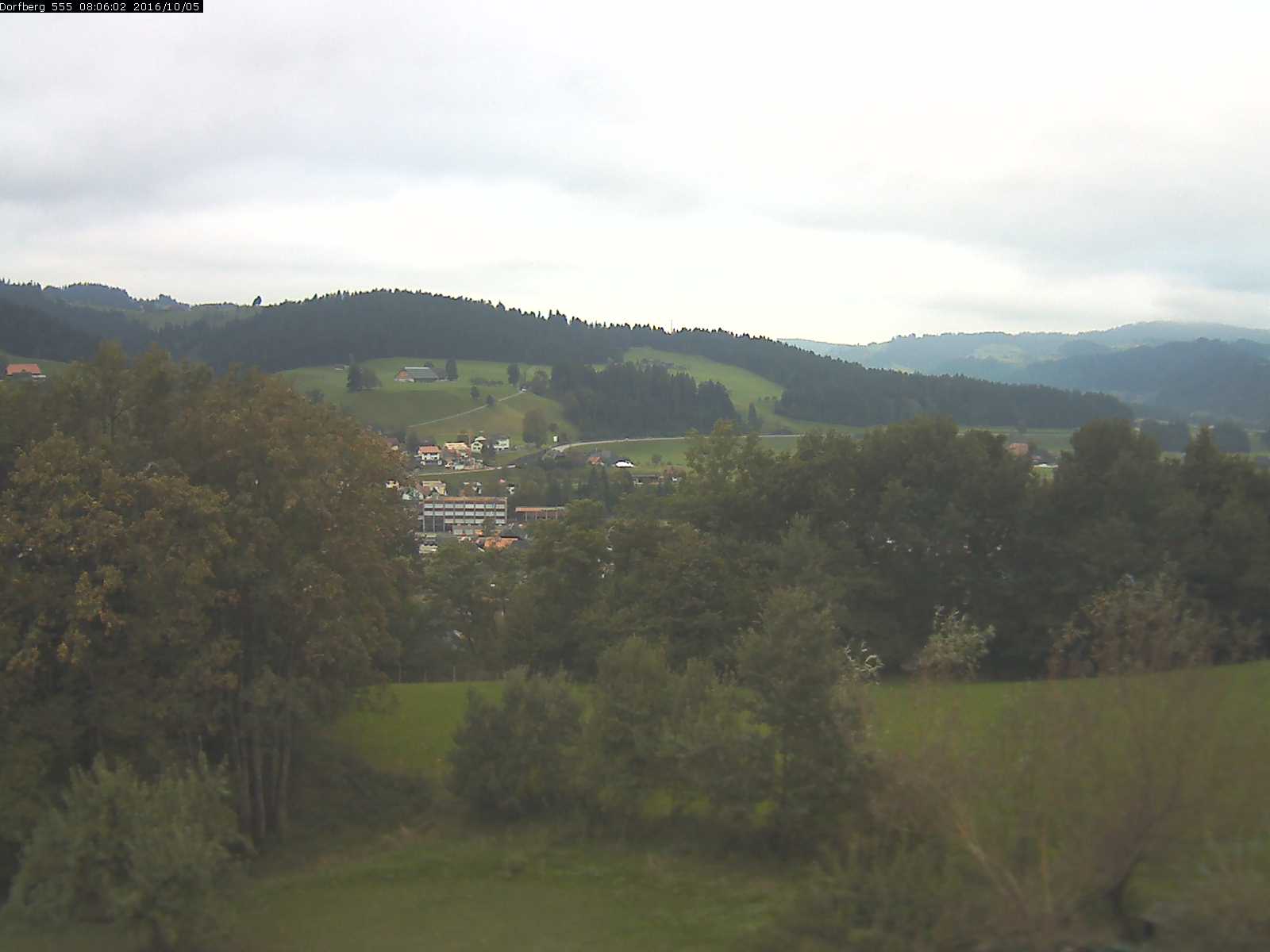 Webcam-Bild: Aussicht vom Dorfberg in Langnau 20161005-080601