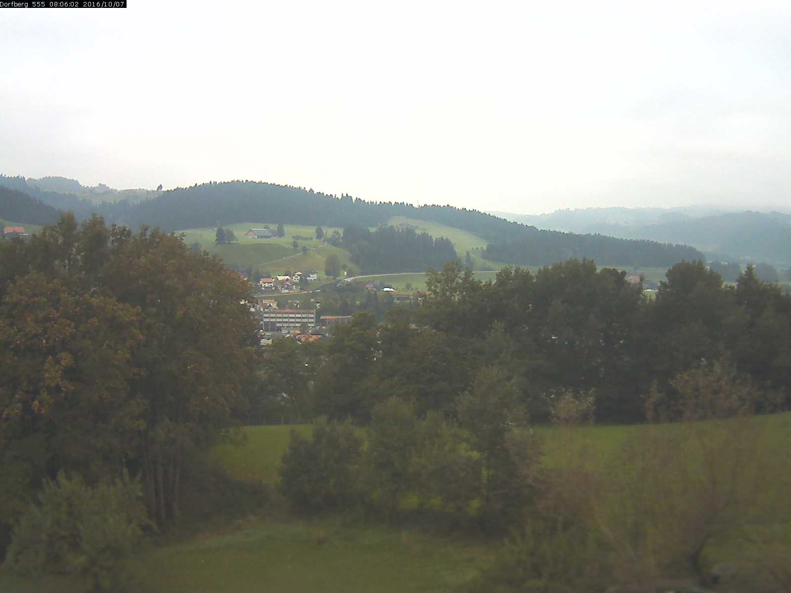 Webcam-Bild: Aussicht vom Dorfberg in Langnau 20161007-080601