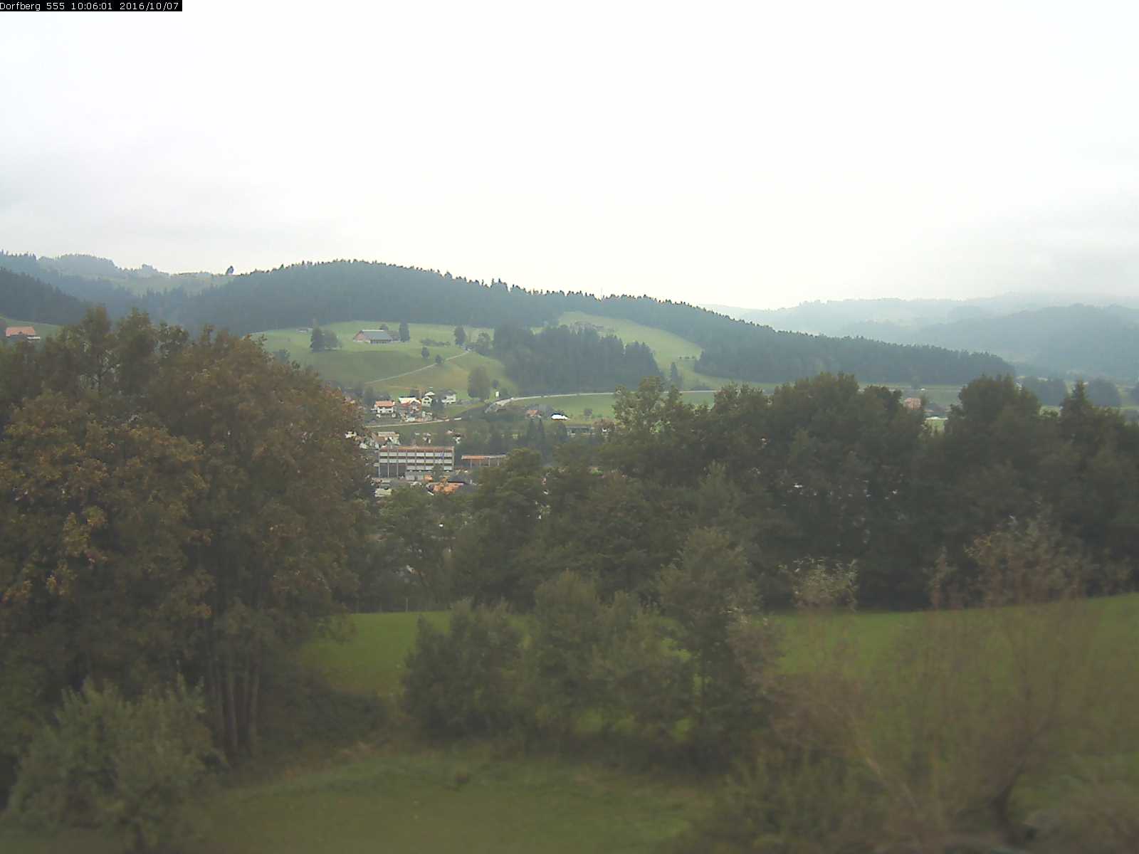 Webcam-Bild: Aussicht vom Dorfberg in Langnau 20161007-100601