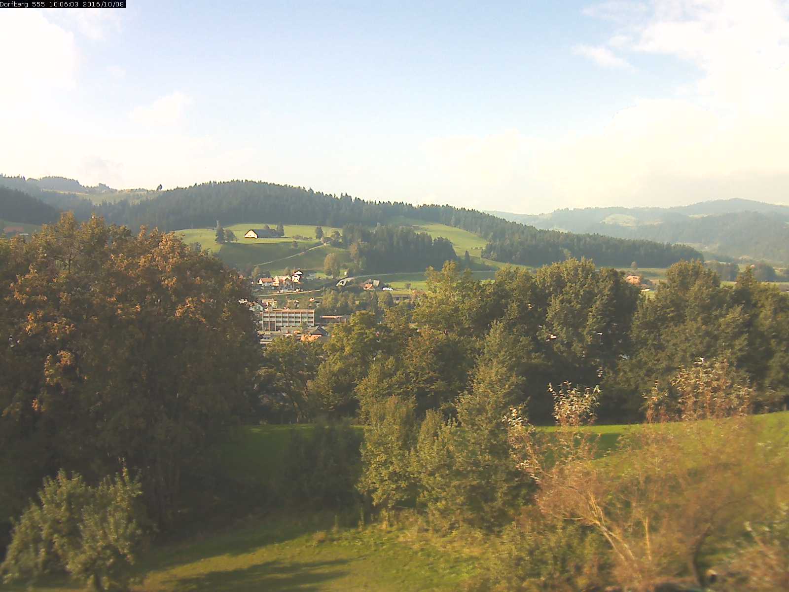 Webcam-Bild: Aussicht vom Dorfberg in Langnau 20161008-100601