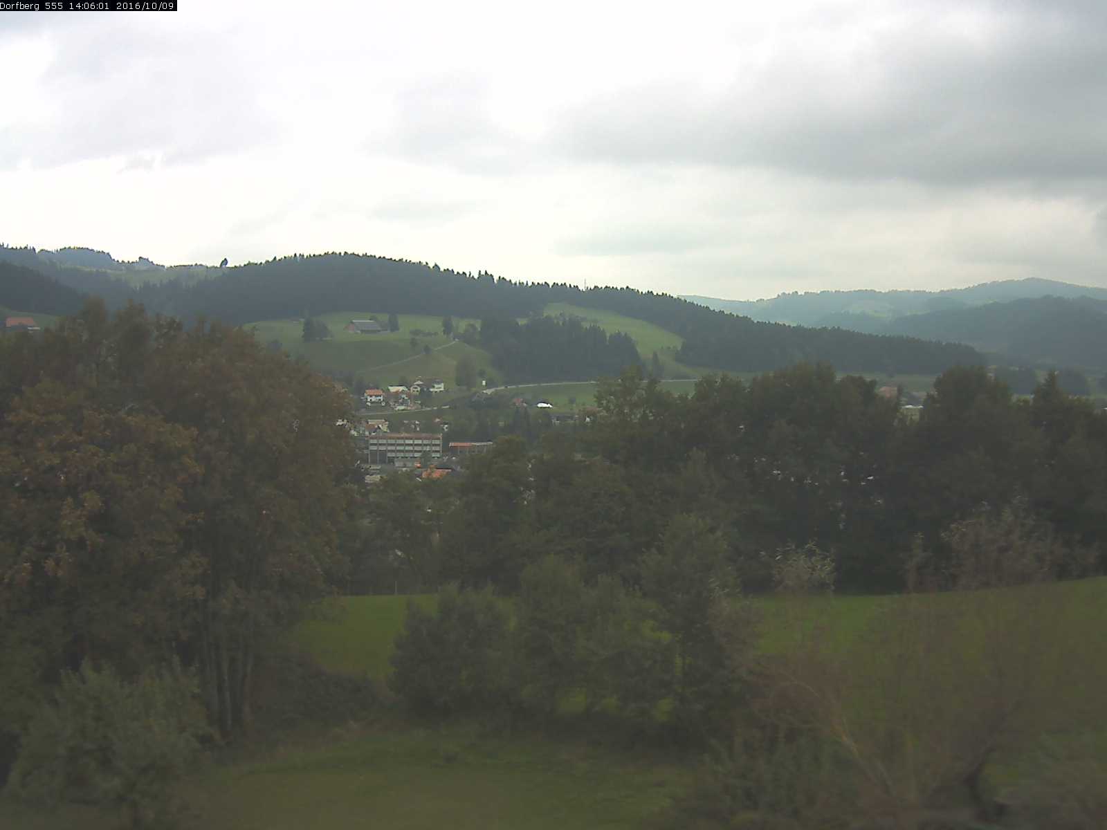 Webcam-Bild: Aussicht vom Dorfberg in Langnau 20161009-140601