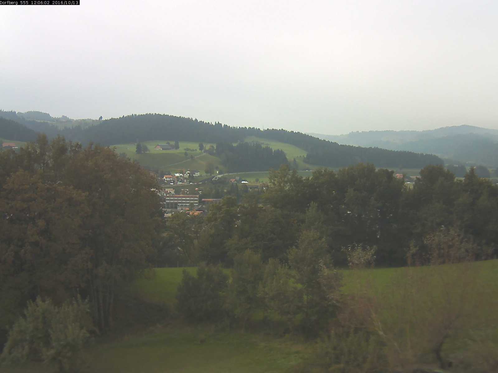 Webcam-Bild: Aussicht vom Dorfberg in Langnau 20161013-120601