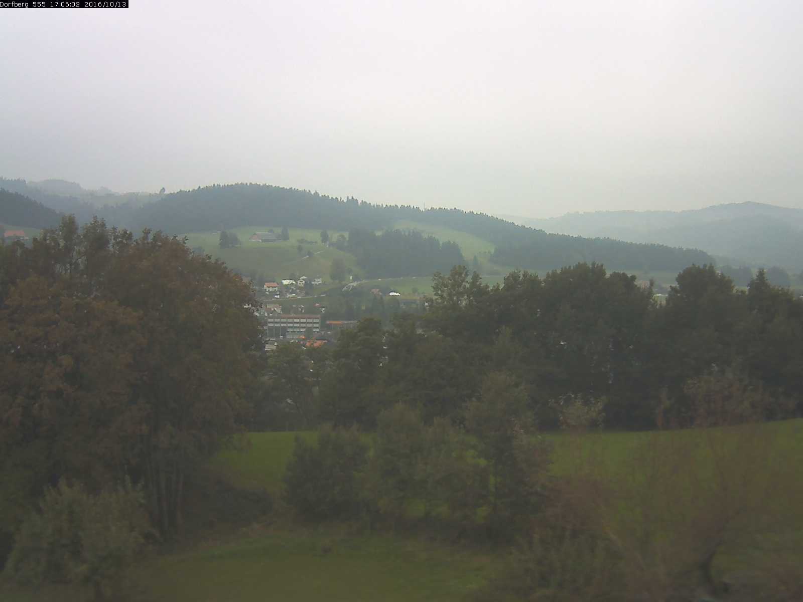 Webcam-Bild: Aussicht vom Dorfberg in Langnau 20161013-170601