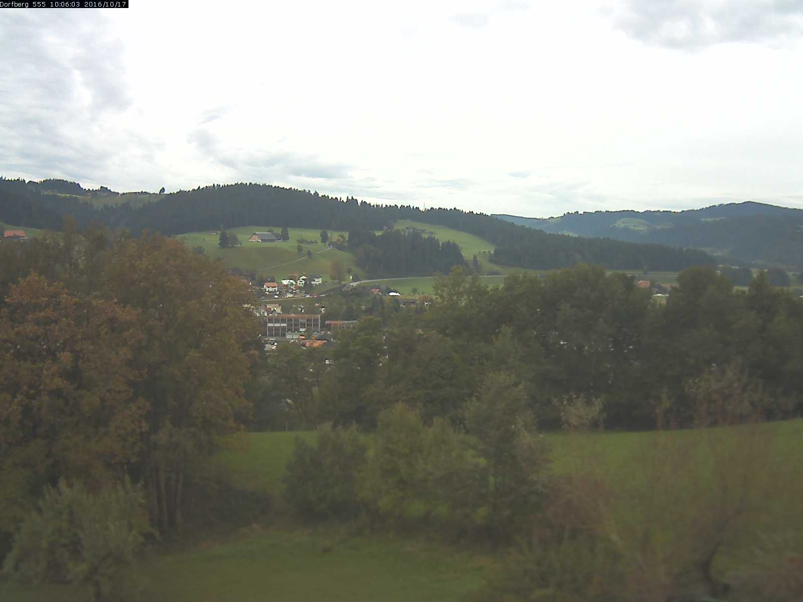 Webcam-Bild: Aussicht vom Dorfberg in Langnau 20161017-100601