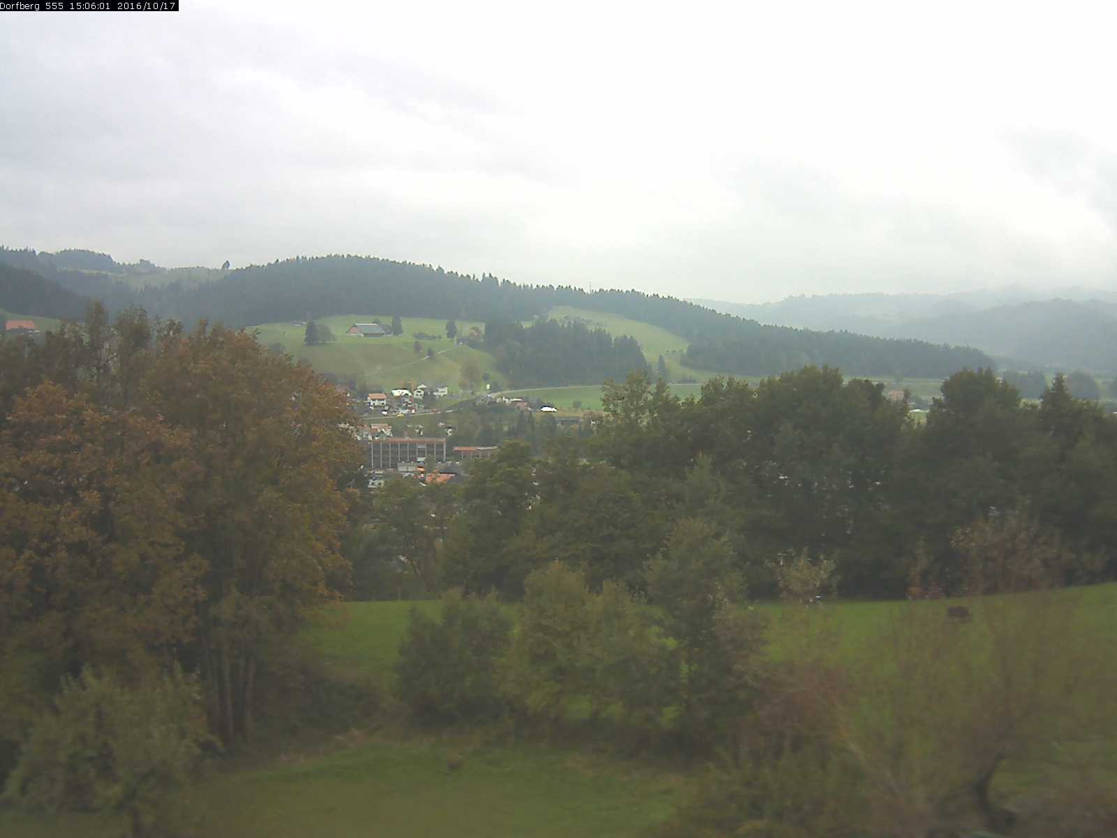 Webcam-Bild: Aussicht vom Dorfberg in Langnau 20161017-150601
