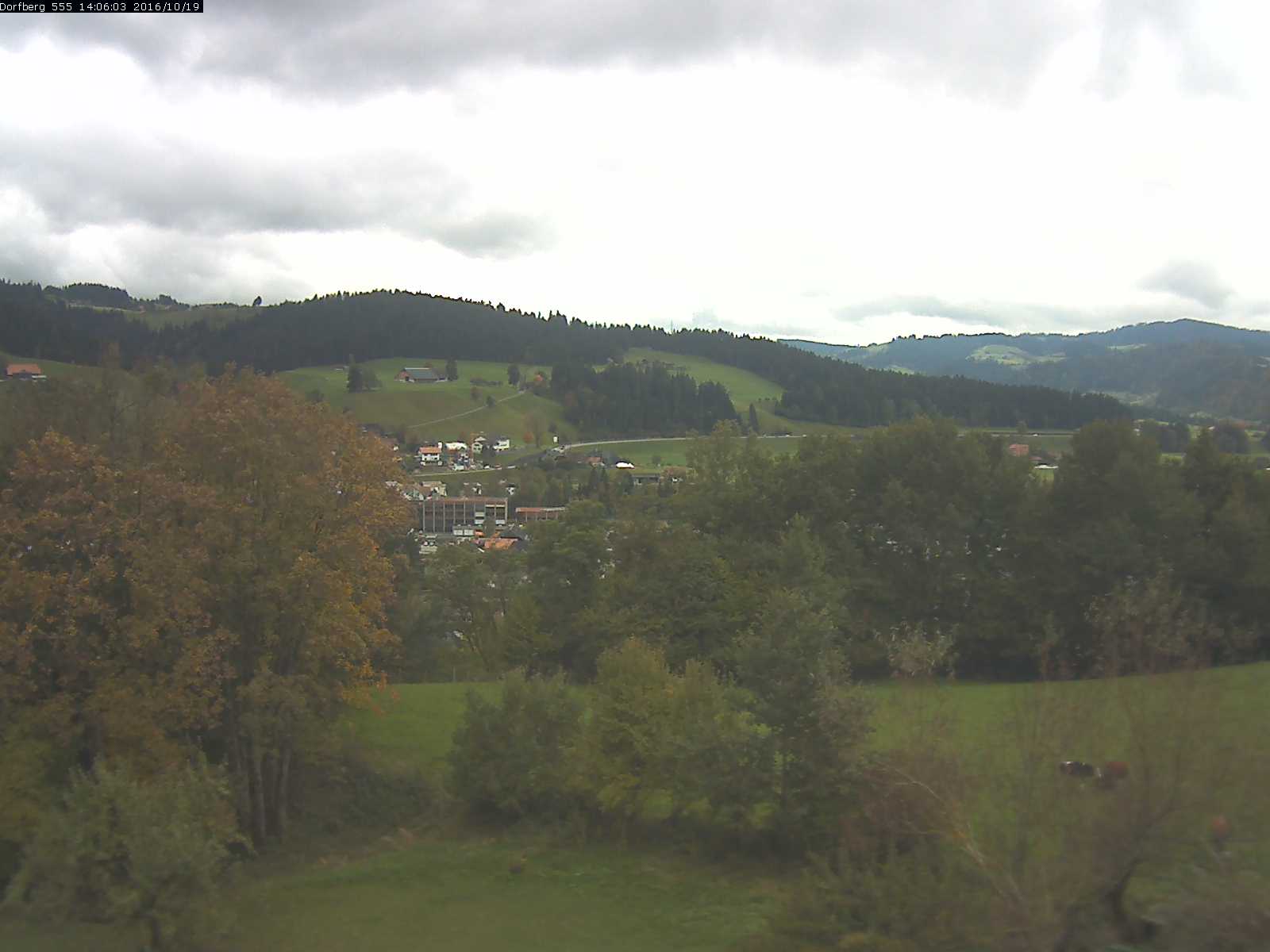 Webcam-Bild: Aussicht vom Dorfberg in Langnau 20161019-140601