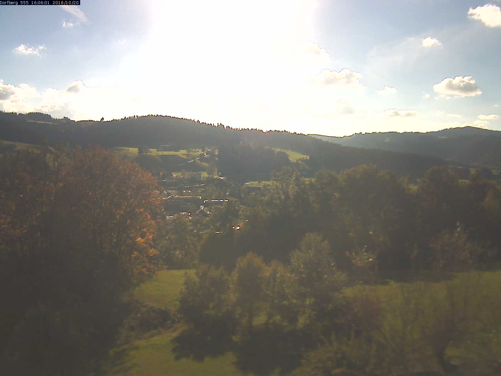 Webcam-Bild: Aussicht vom Dorfberg in Langnau 20161020-160601