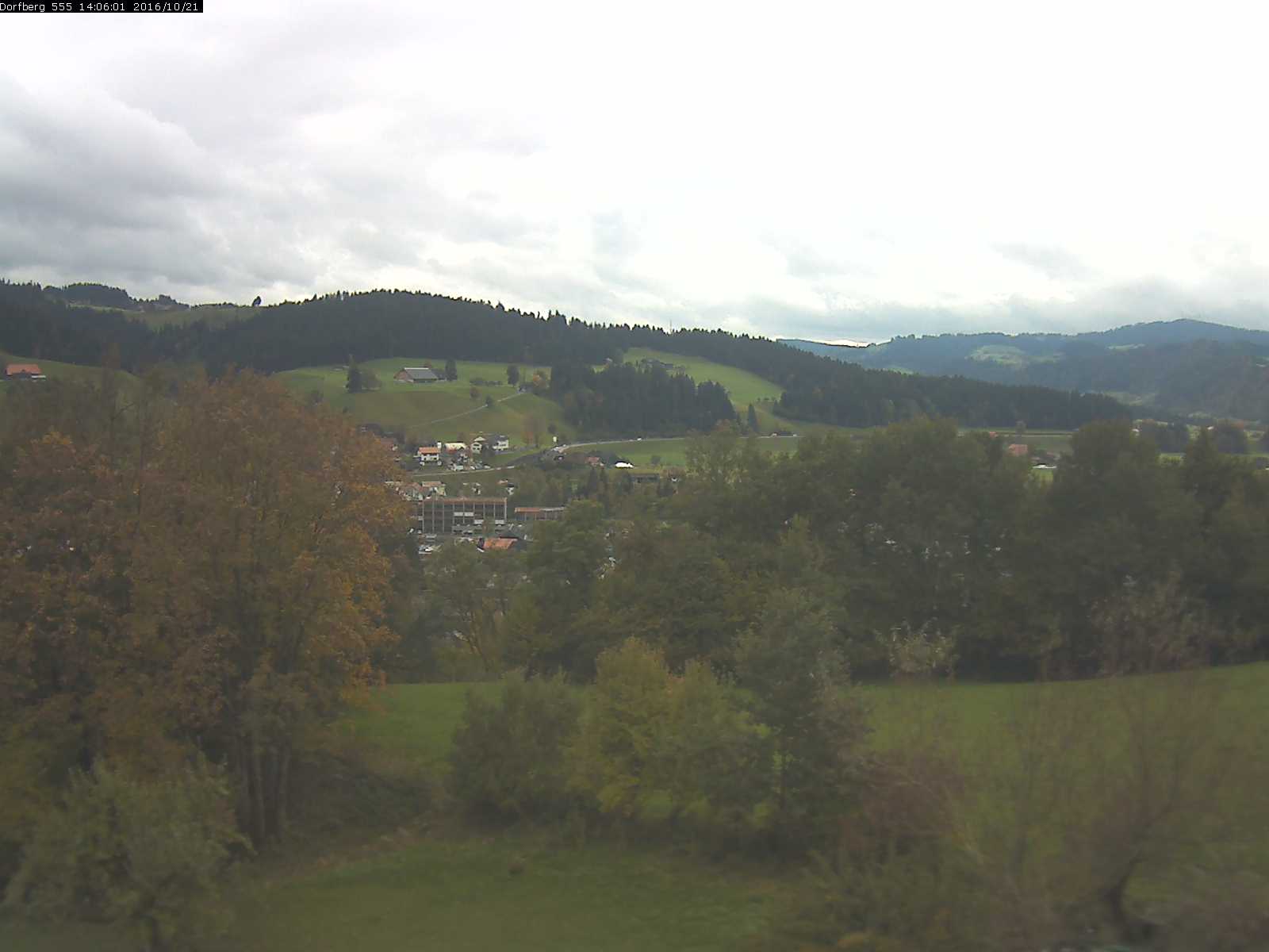 Webcam-Bild: Aussicht vom Dorfberg in Langnau 20161021-140601