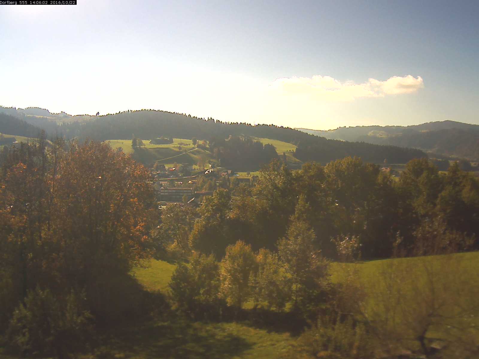 Webcam-Bild: Aussicht vom Dorfberg in Langnau 20161022-140601