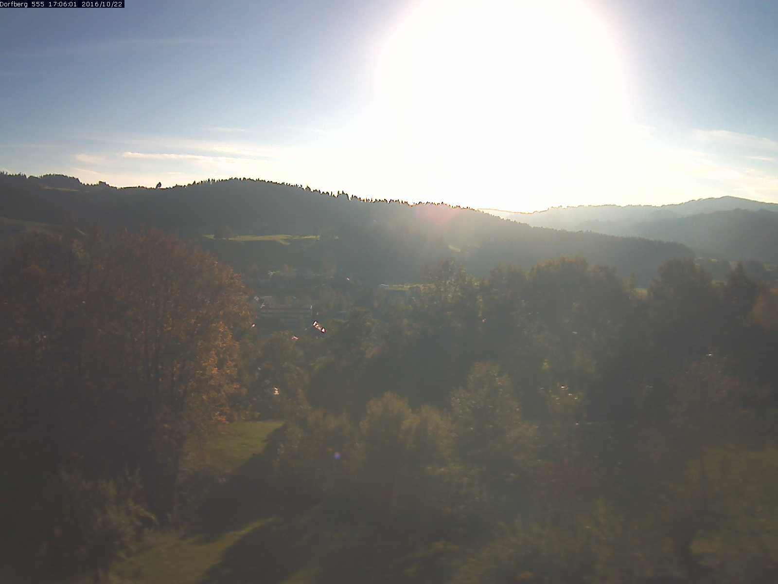 Webcam-Bild: Aussicht vom Dorfberg in Langnau 20161022-170601