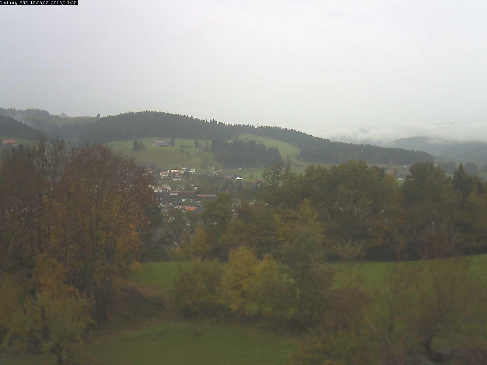 Webcam-Bild: Aussicht vom Dorfberg in Langnau 20161025-150601