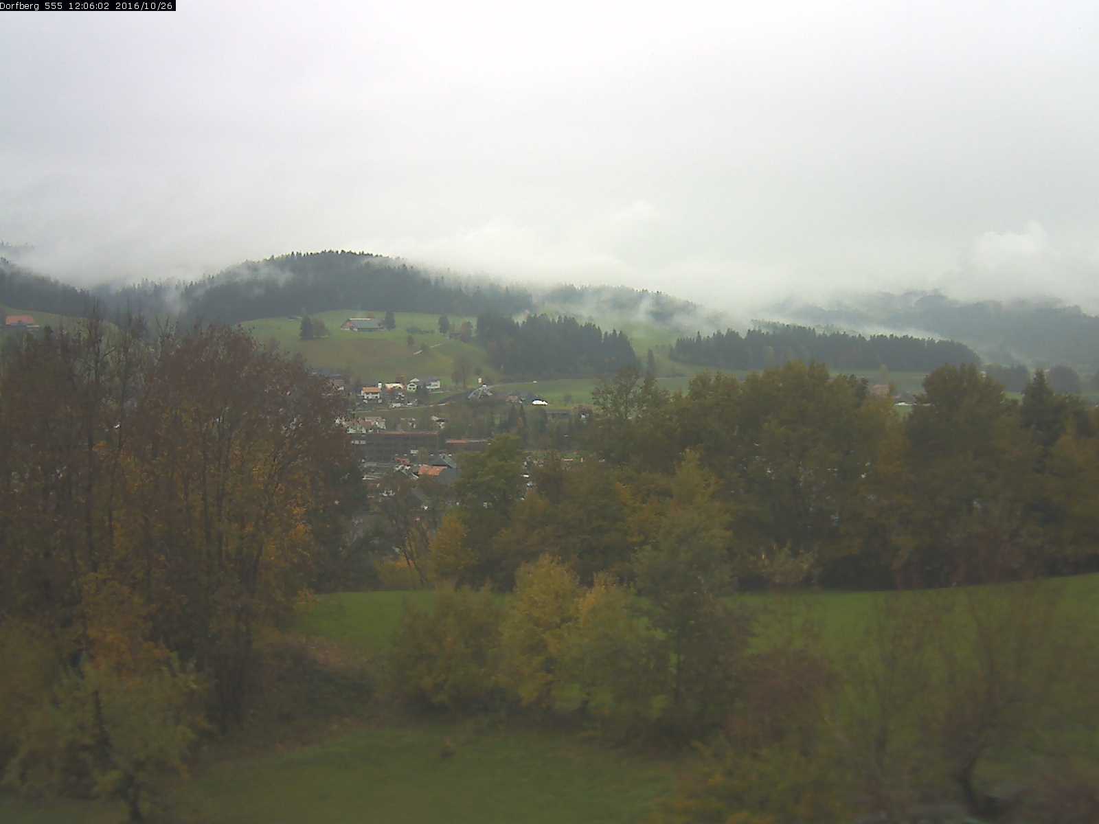 Webcam-Bild: Aussicht vom Dorfberg in Langnau 20161026-120601