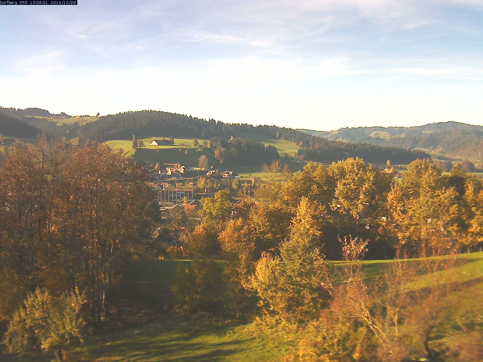 Webcam-Bild: Aussicht vom Dorfberg in Langnau 20161028-100601