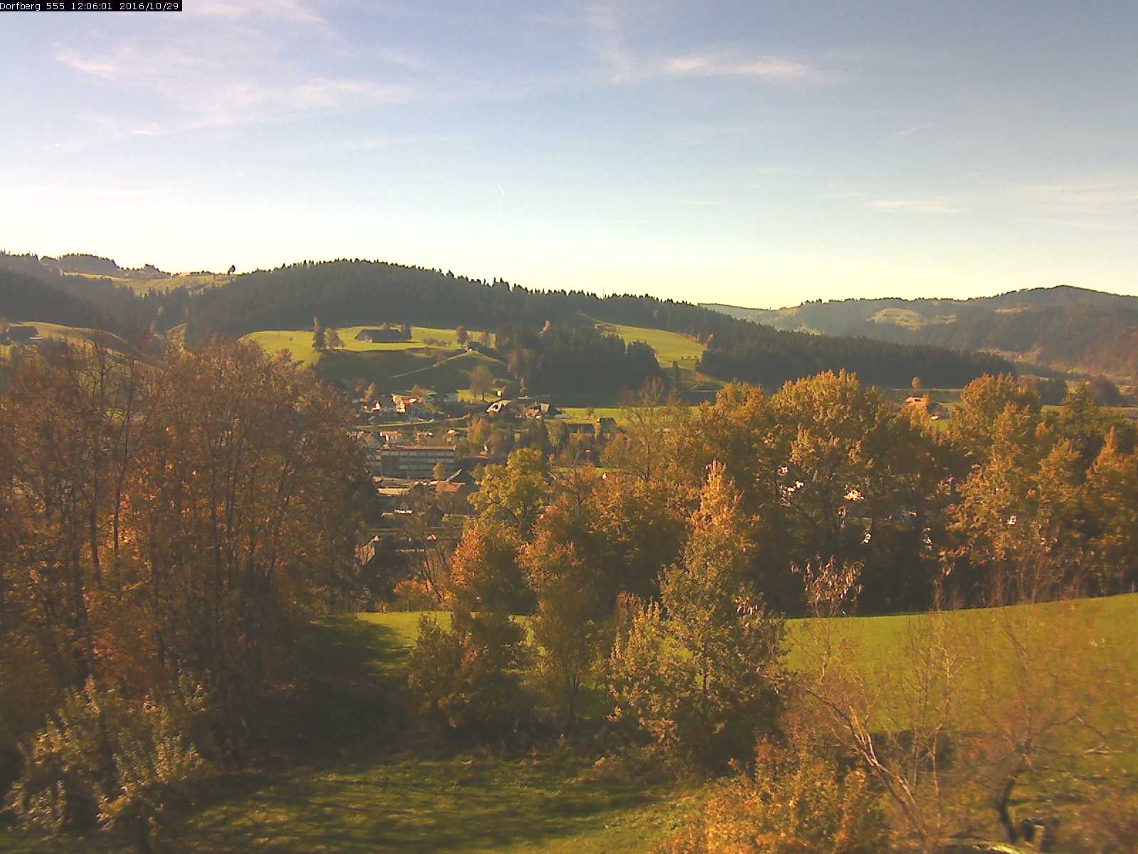 Webcam-Bild: Aussicht vom Dorfberg in Langnau 20161029-120601