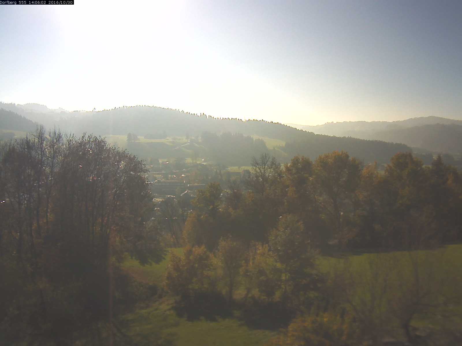 Webcam-Bild: Aussicht vom Dorfberg in Langnau 20161030-140601