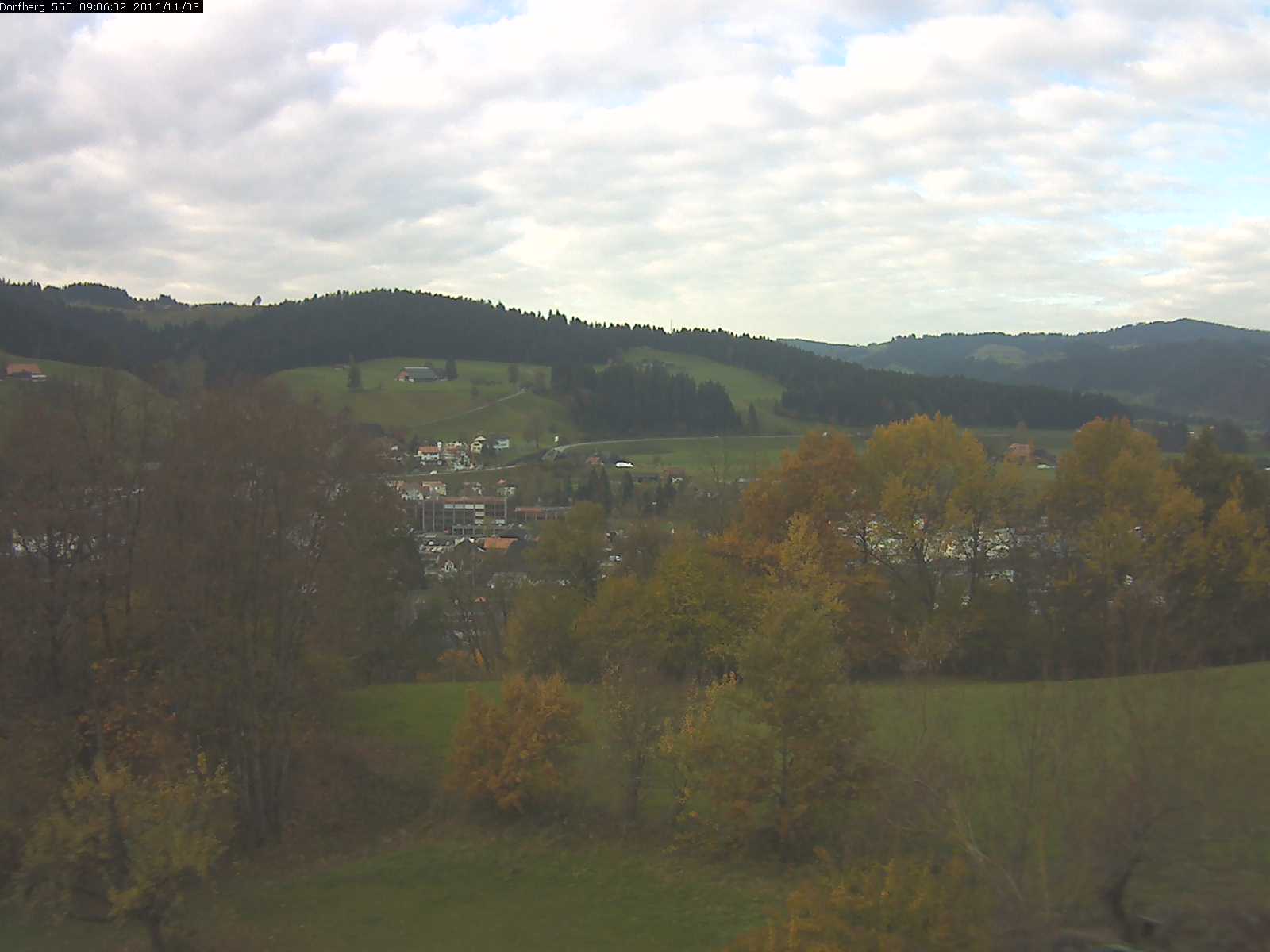 Webcam-Bild: Aussicht vom Dorfberg in Langnau 20161103-090601