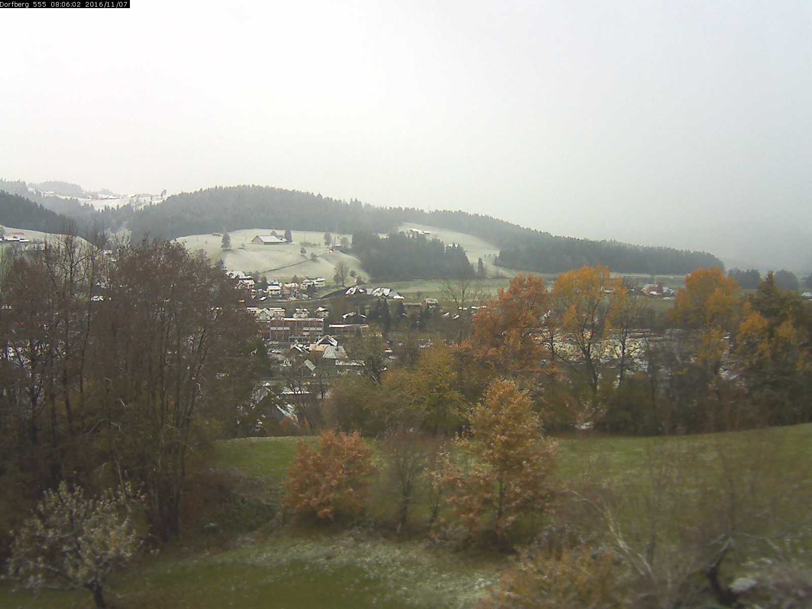 Webcam-Bild: Aussicht vom Dorfberg in Langnau 20161107-080601