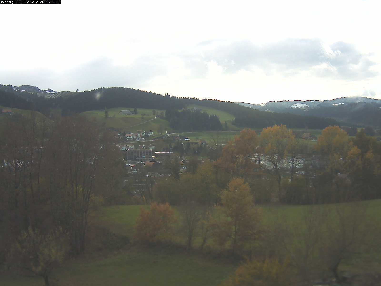 Webcam-Bild: Aussicht vom Dorfberg in Langnau 20161107-150601