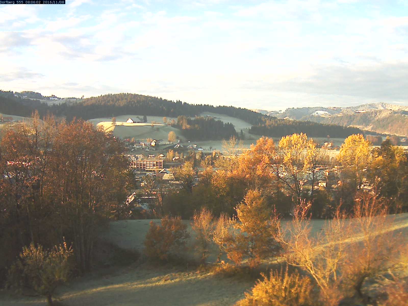Webcam-Bild: Aussicht vom Dorfberg in Langnau 20161108-080601