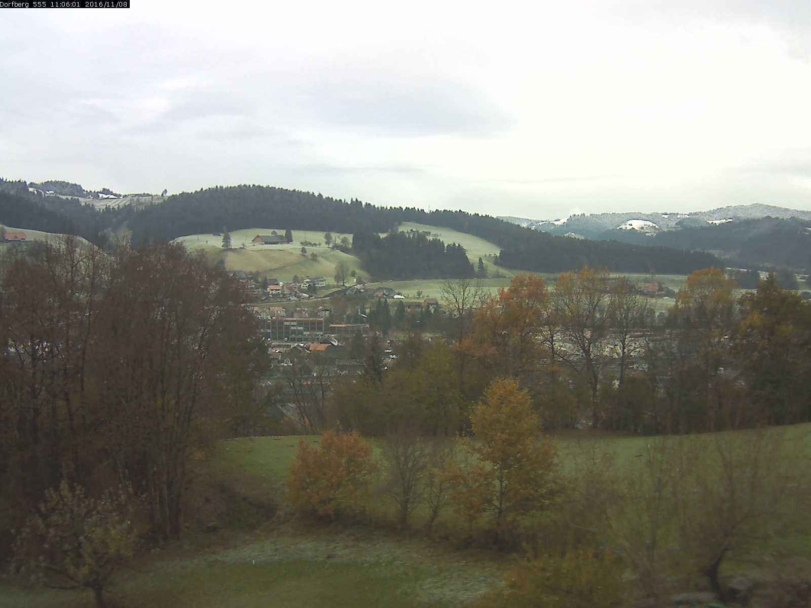 Webcam-Bild: Aussicht vom Dorfberg in Langnau 20161108-110601