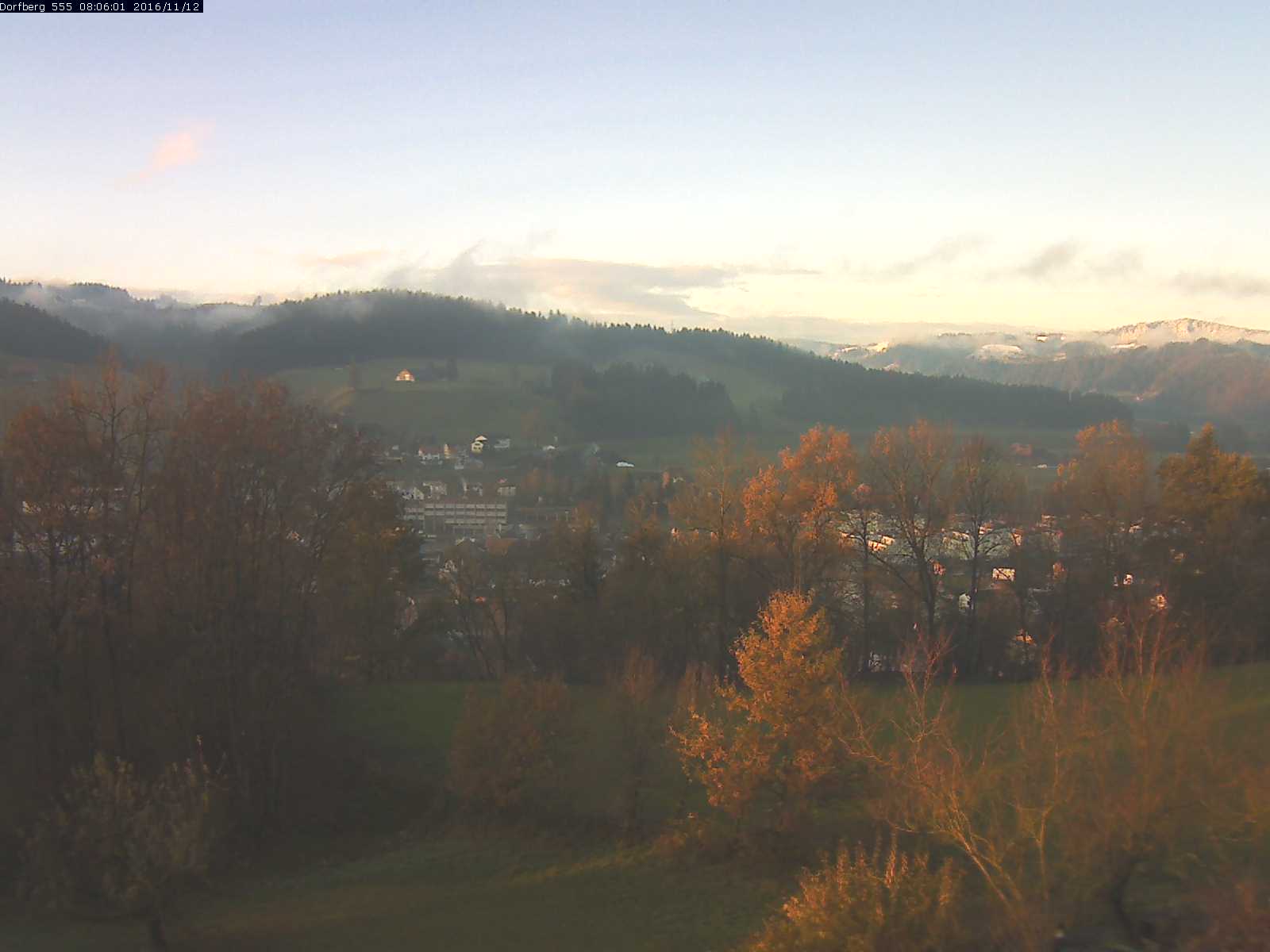 Webcam-Bild: Aussicht vom Dorfberg in Langnau 20161112-080601