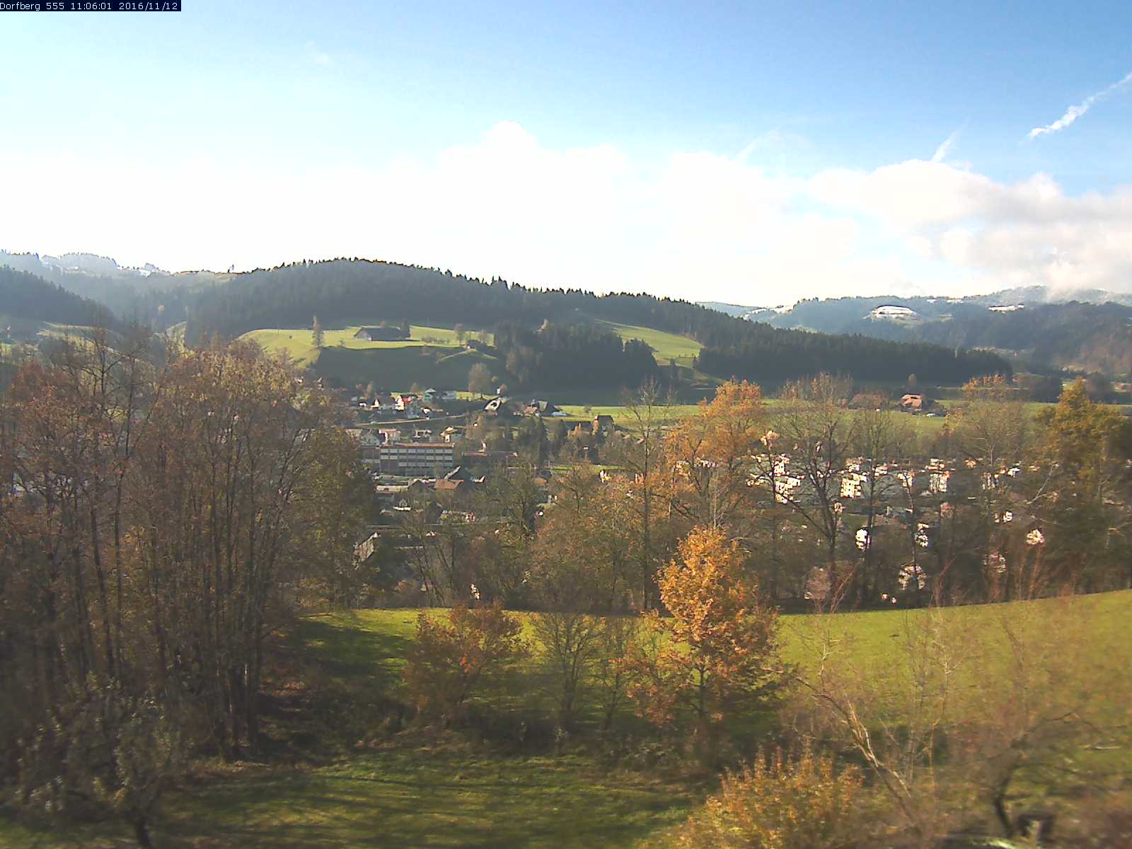 Webcam-Bild: Aussicht vom Dorfberg in Langnau 20161112-110601