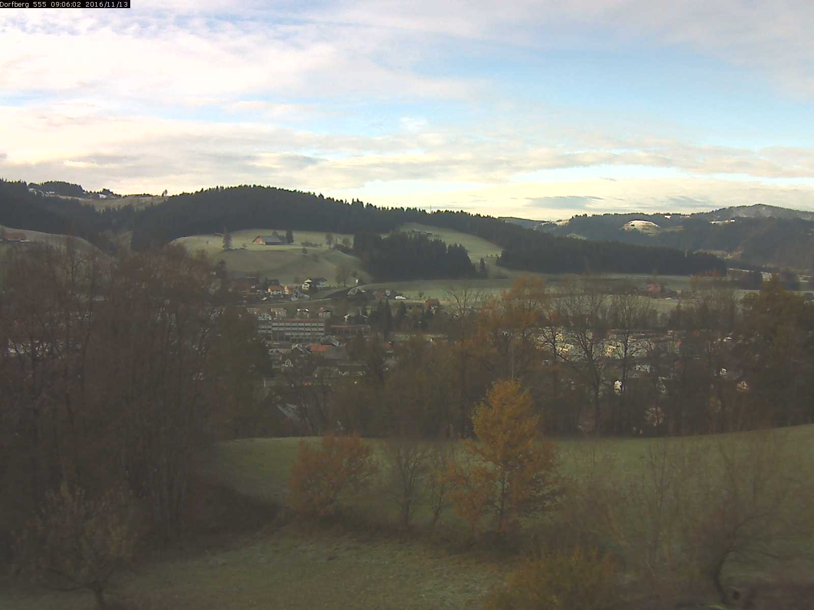 Webcam-Bild: Aussicht vom Dorfberg in Langnau 20161113-090601