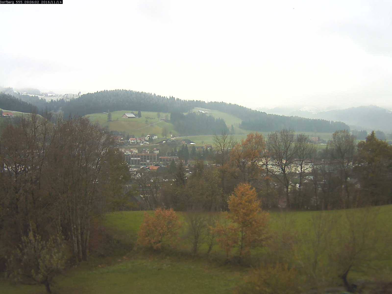 Webcam-Bild: Aussicht vom Dorfberg in Langnau 20161114-090601