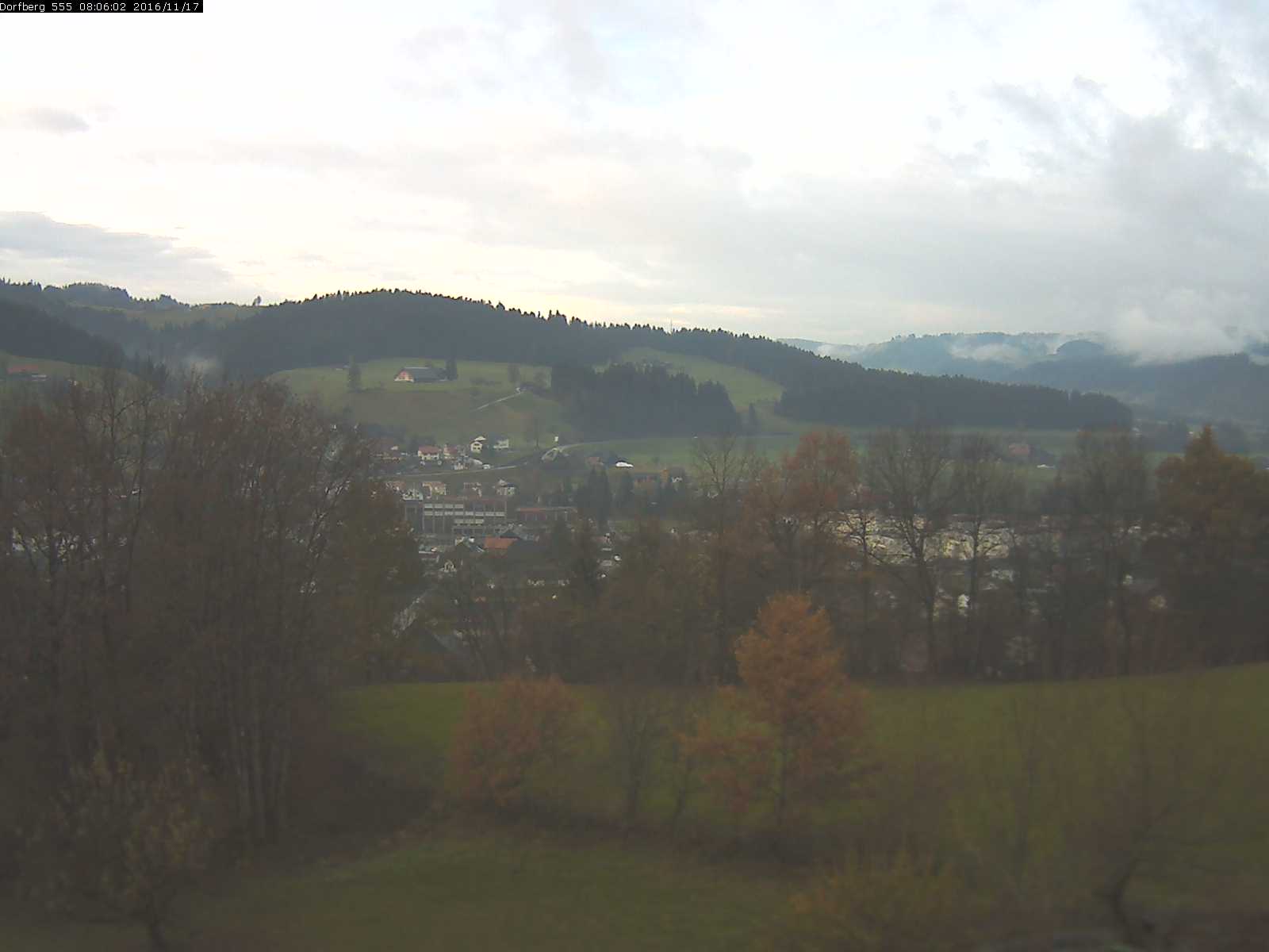 Webcam-Bild: Aussicht vom Dorfberg in Langnau 20161117-080601