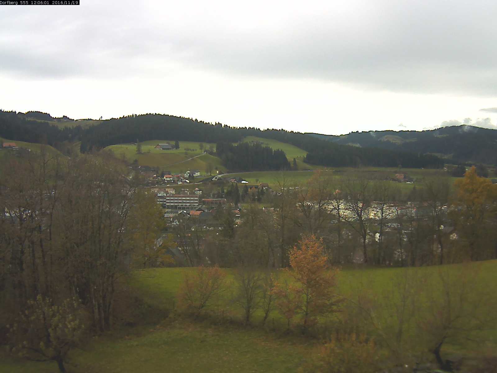 Webcam-Bild: Aussicht vom Dorfberg in Langnau 20161119-120601