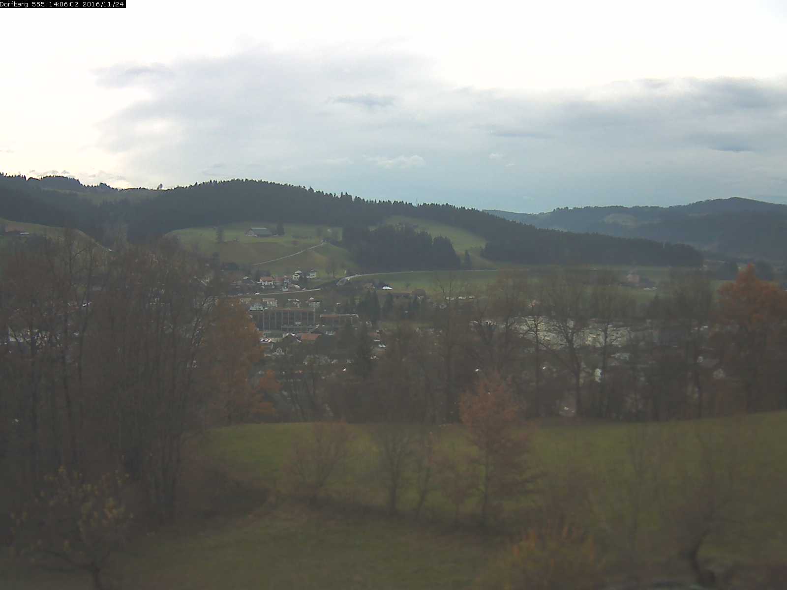 Webcam-Bild: Aussicht vom Dorfberg in Langnau 20161124-140601