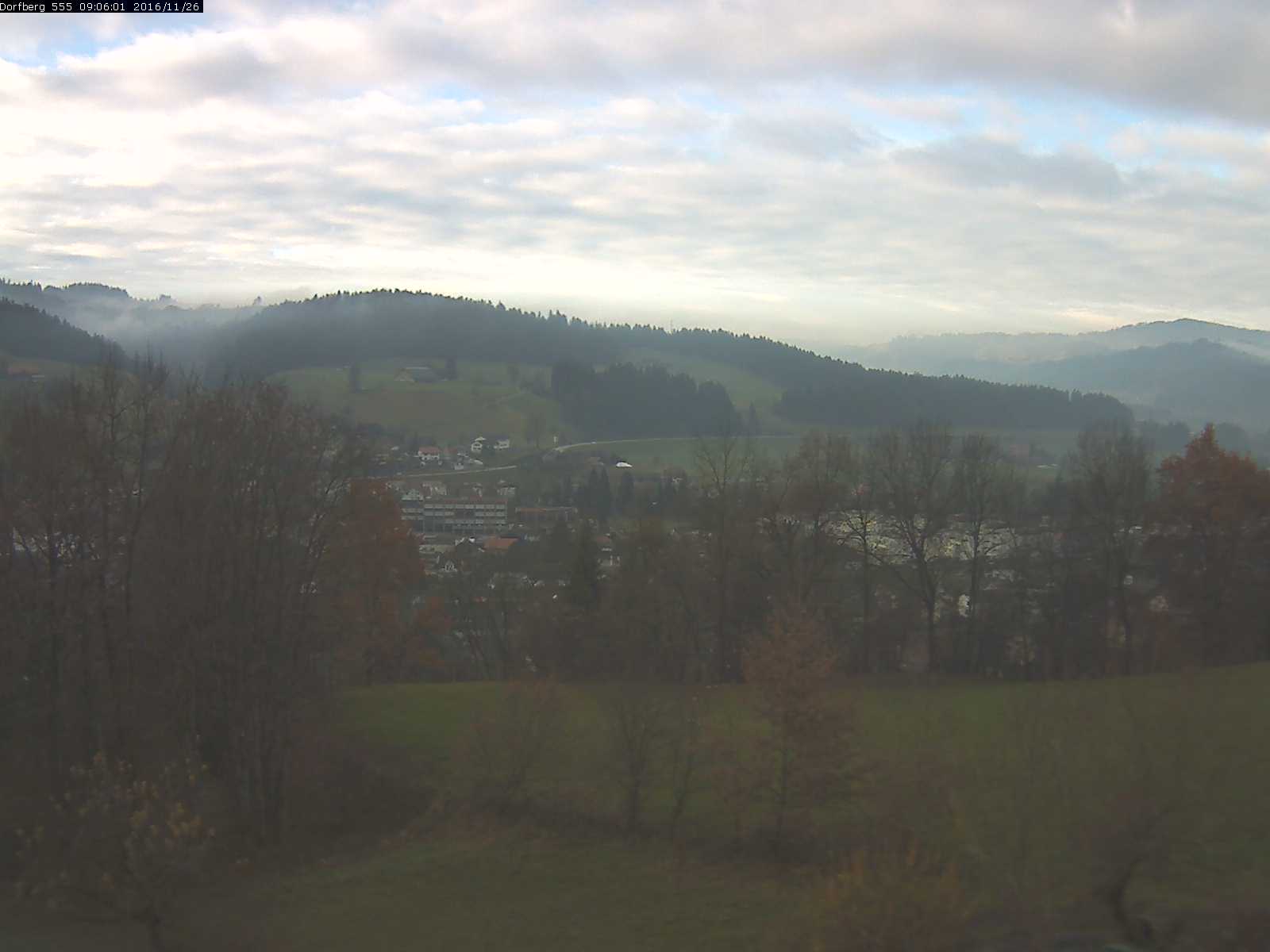Webcam-Bild: Aussicht vom Dorfberg in Langnau 20161126-090601