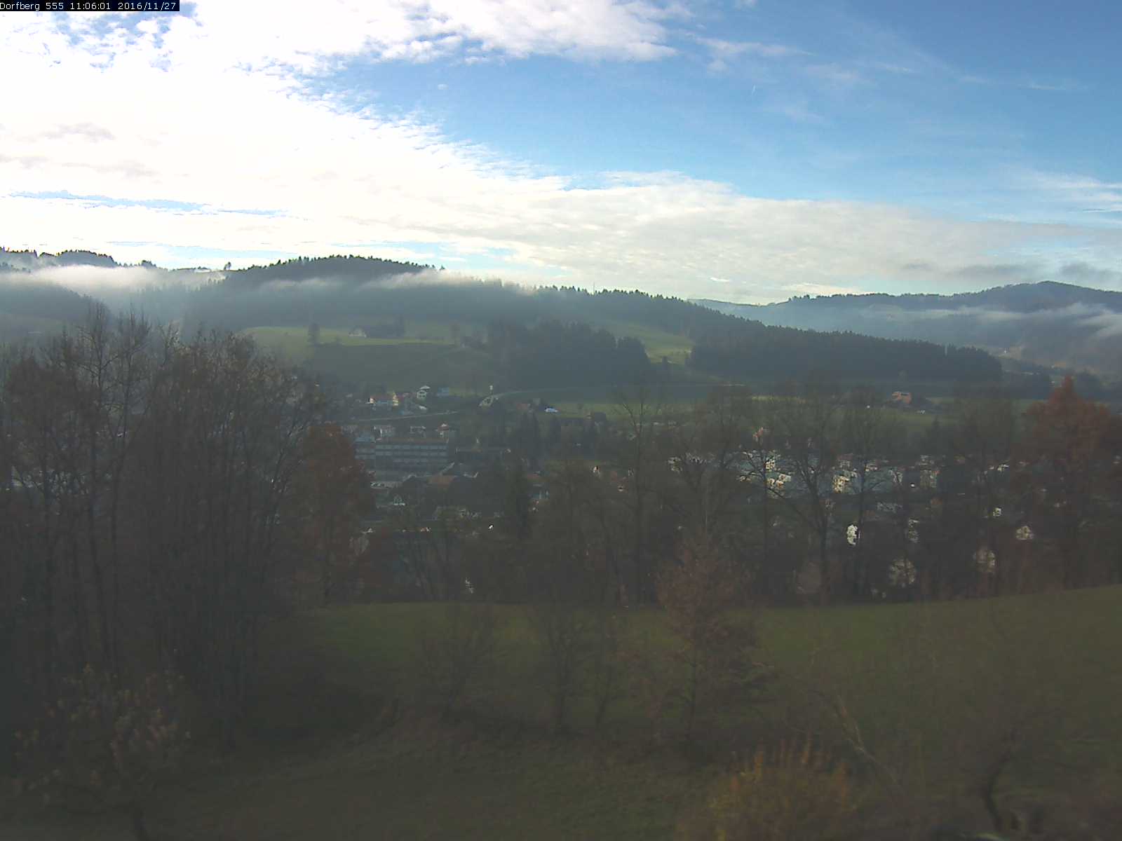 Webcam-Bild: Aussicht vom Dorfberg in Langnau 20161127-110601