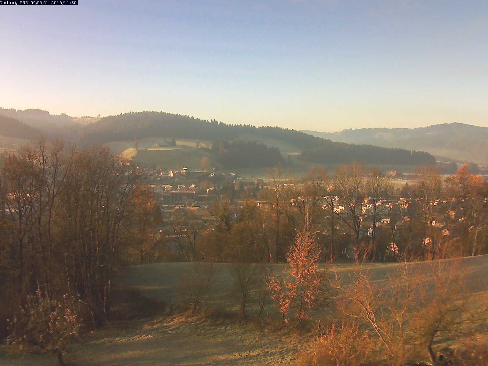 Webcam-Bild: Aussicht vom Dorfberg in Langnau 20161130-090601