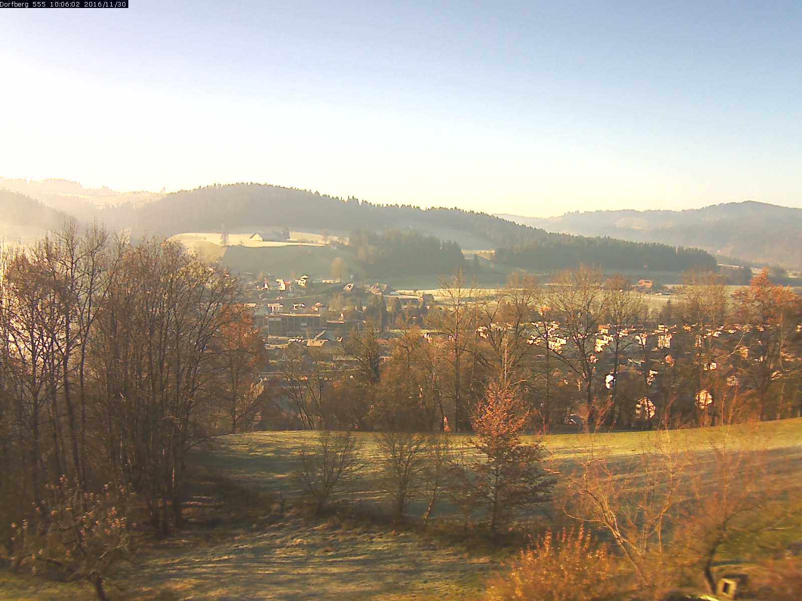Webcam-Bild: Aussicht vom Dorfberg in Langnau 20161130-100601