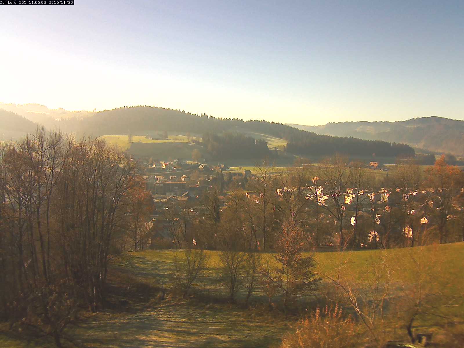 Webcam-Bild: Aussicht vom Dorfberg in Langnau 20161130-110601
