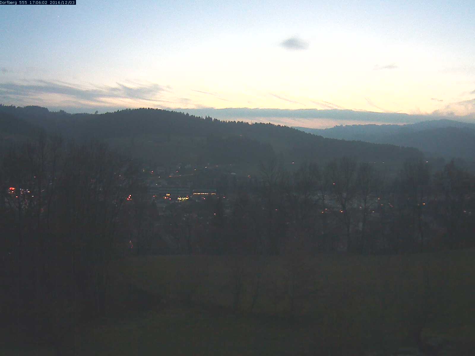 Webcam-Bild: Aussicht vom Dorfberg in Langnau 20161203-170601
