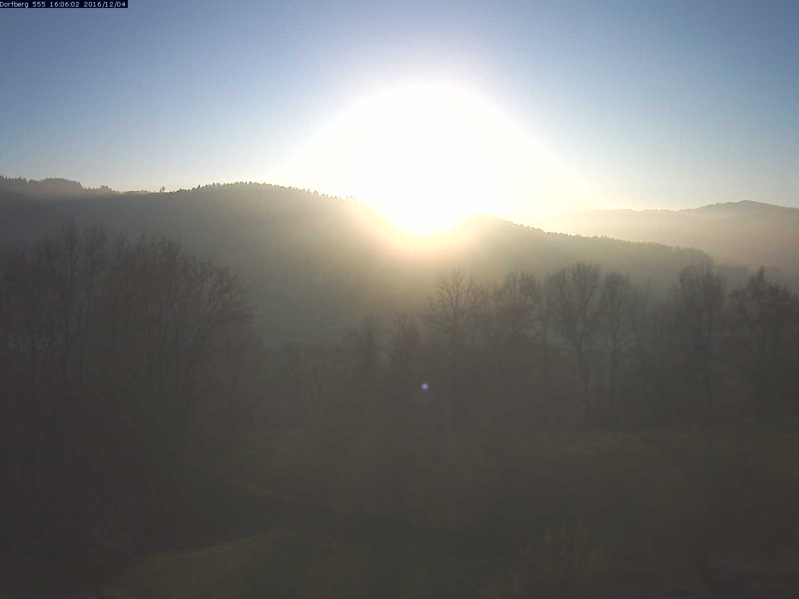 Webcam-Bild: Aussicht vom Dorfberg in Langnau 20161204-160601