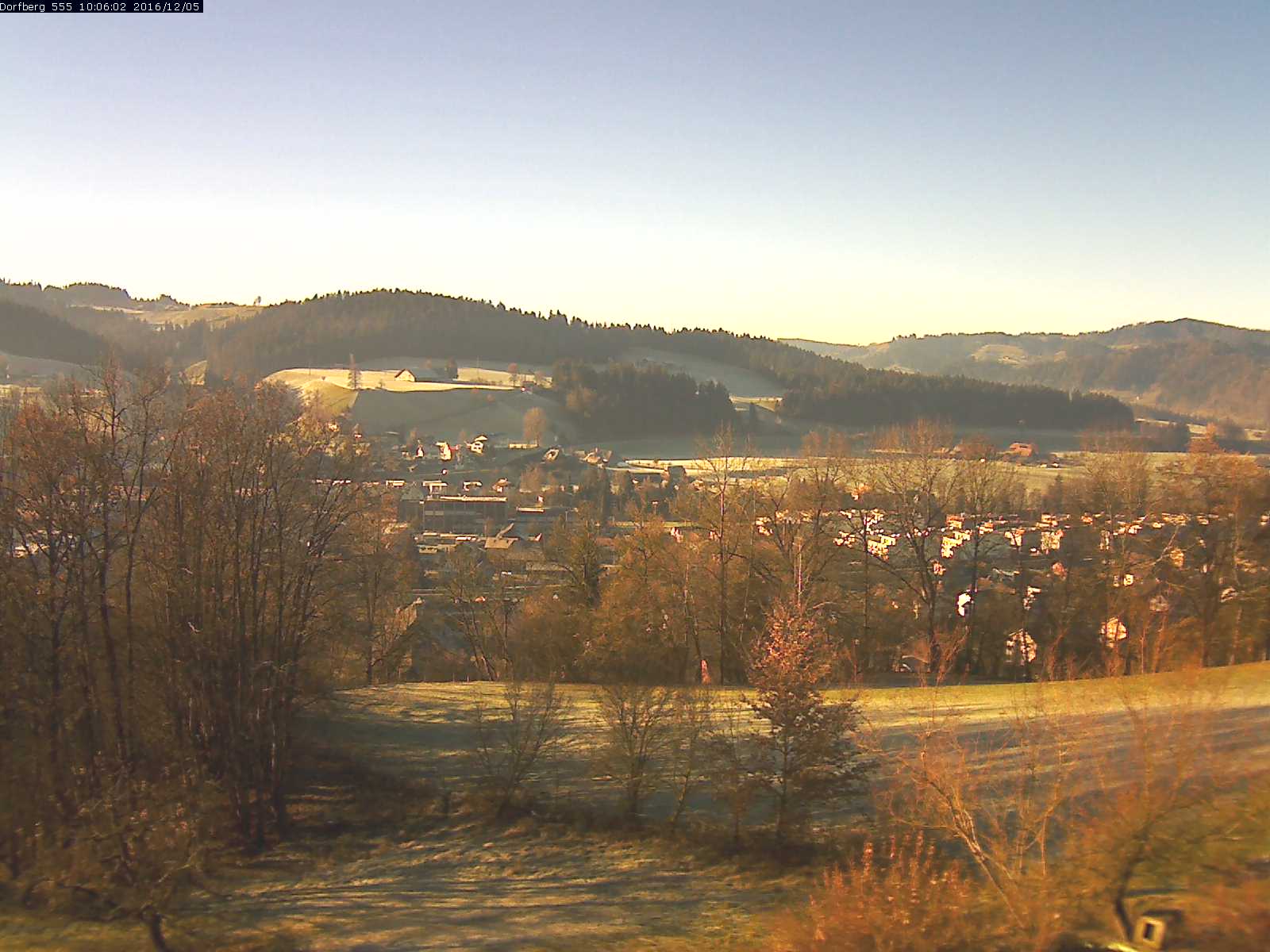 Webcam-Bild: Aussicht vom Dorfberg in Langnau 20161205-100601