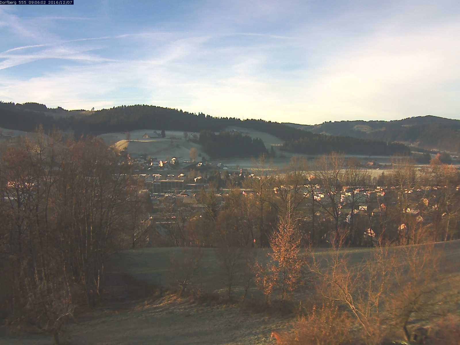 Webcam-Bild: Aussicht vom Dorfberg in Langnau 20161207-090601